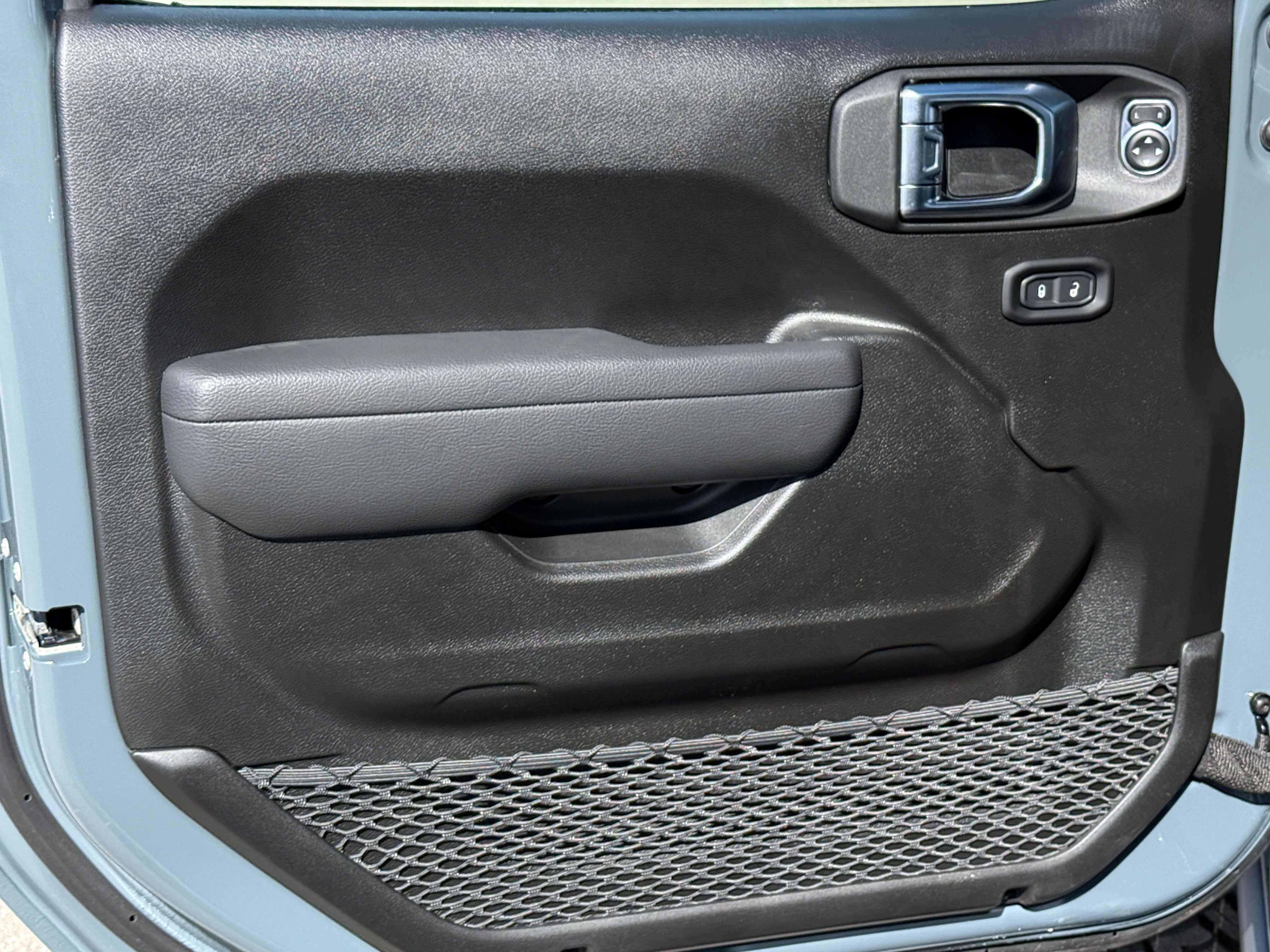 2026 Jeep Wrangler 4-Door Willys - Photo 10