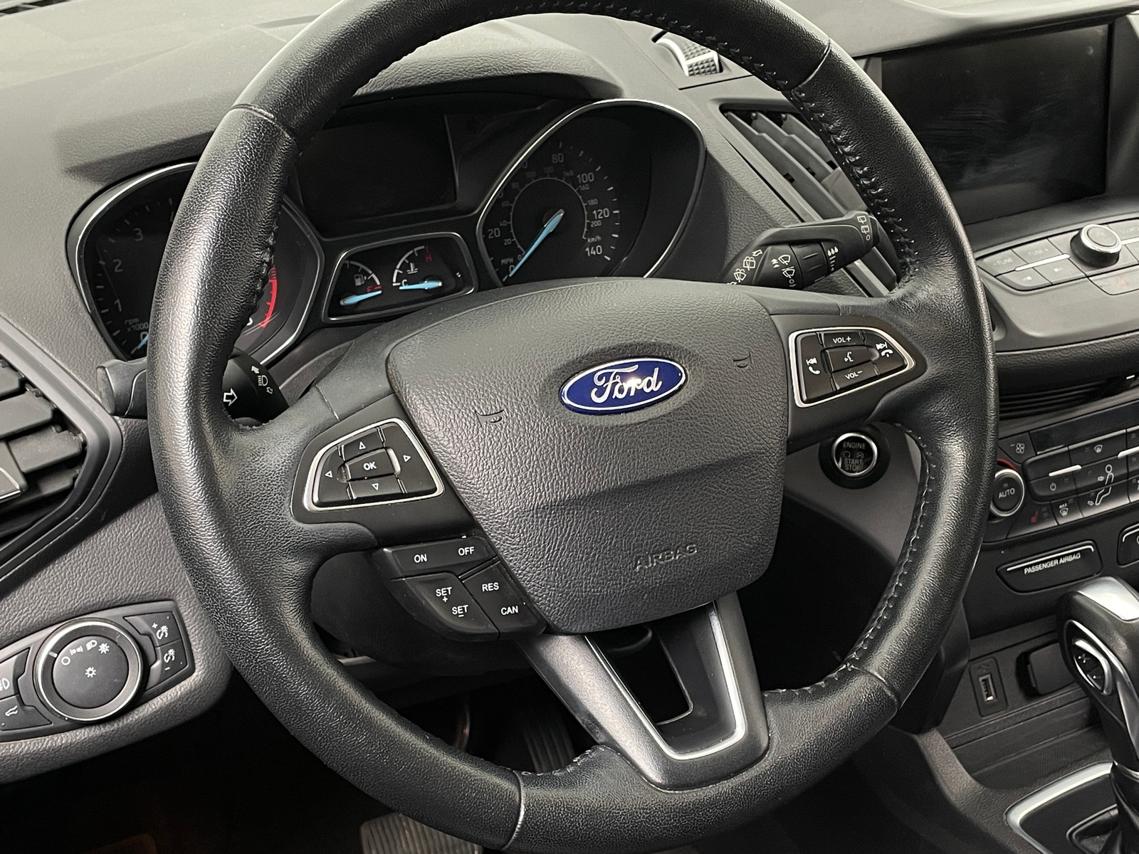 Thumbnail: 2019 Ford Escape - 4