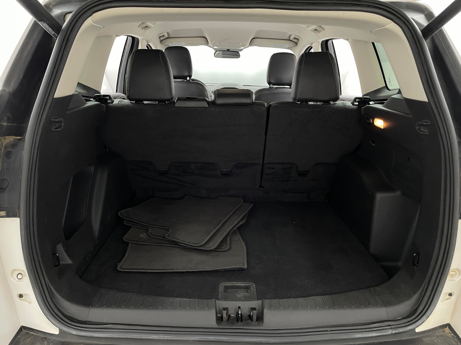 Thumbnail: 2019 Ford Escape - 6