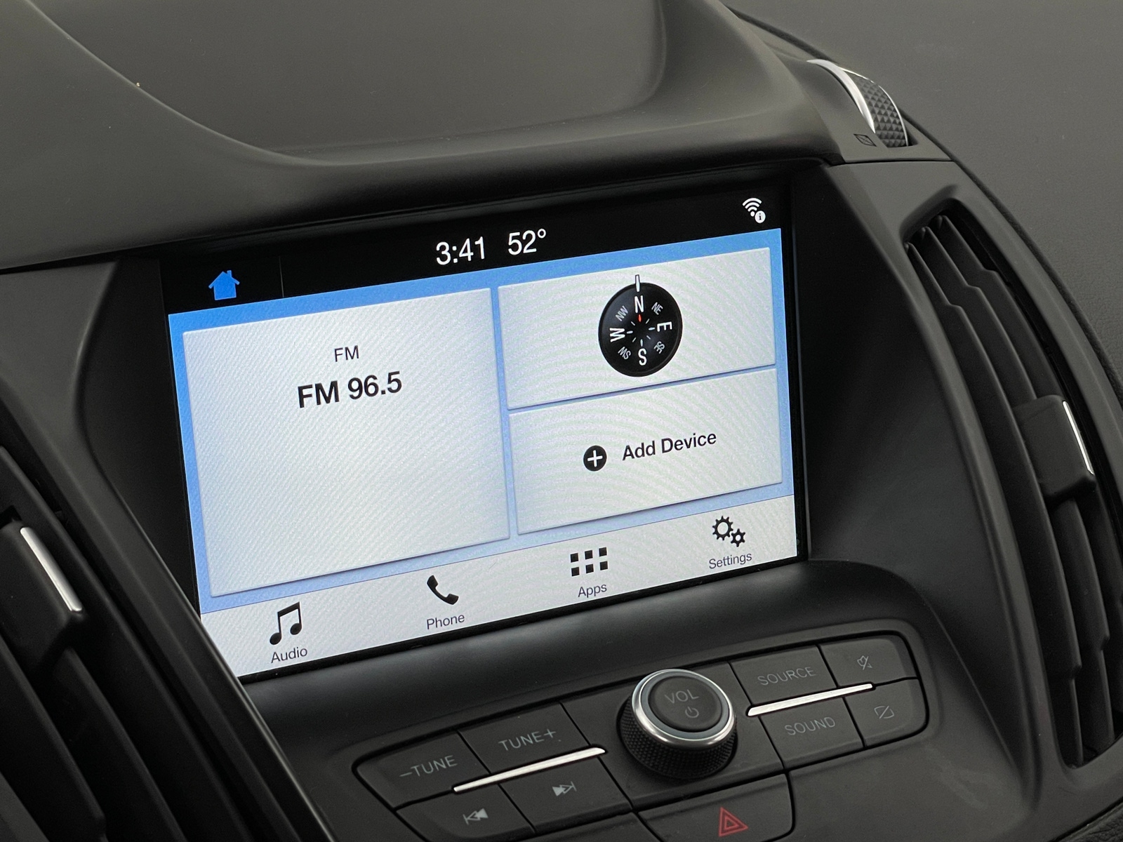 Thumbnail: 2019 Ford Escape - 3