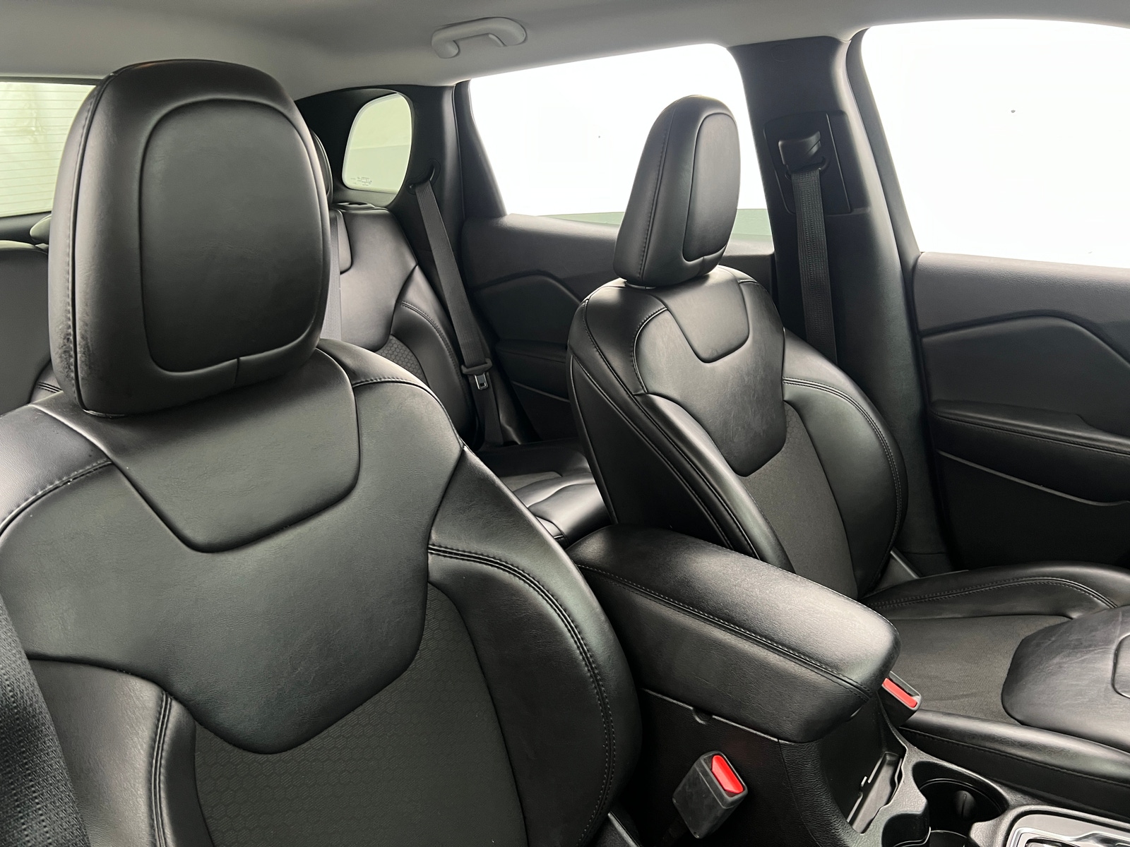 Thumbnail: 2021 Jeep Cherokee - 2