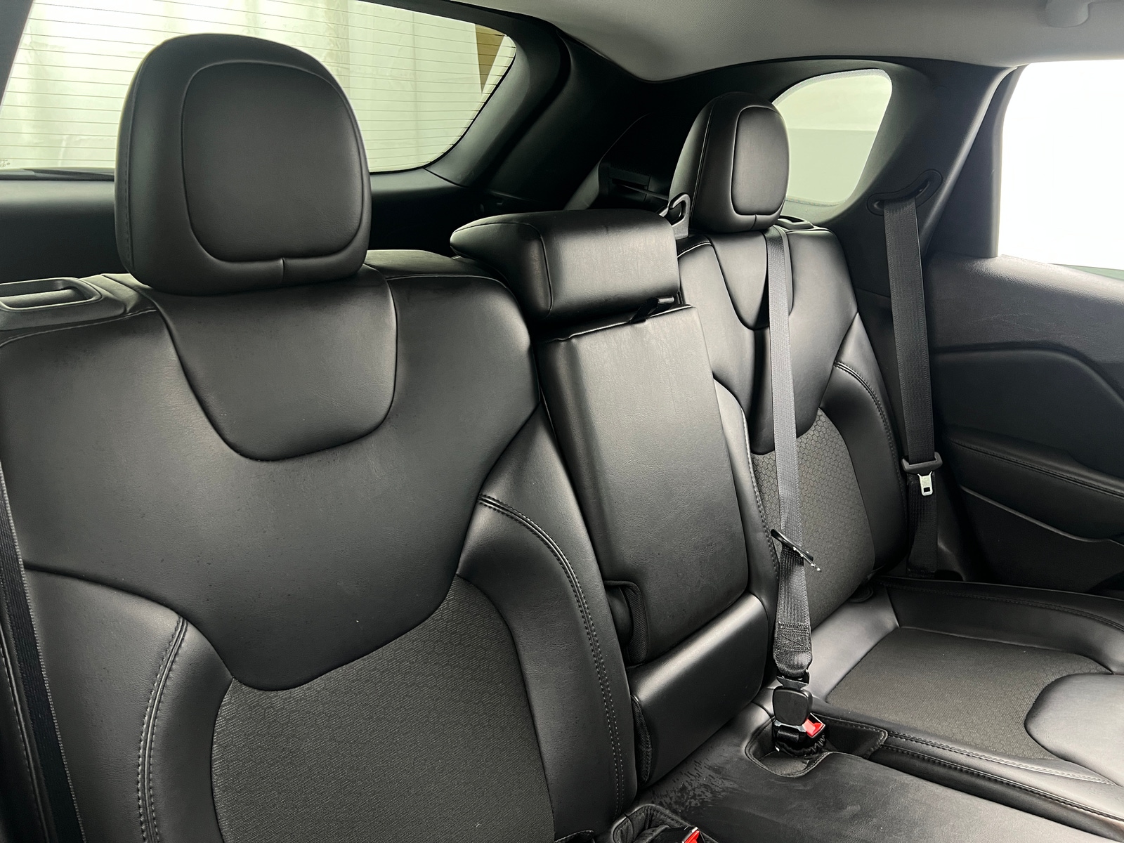 Thumbnail: 2021 Jeep Cherokee - 6