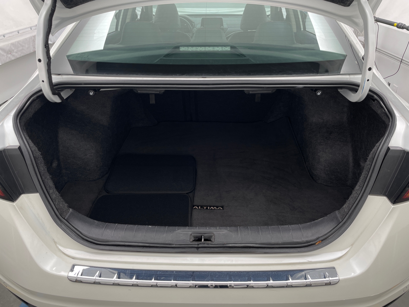 Thumbnail: 2023 Nissan Altima - 6