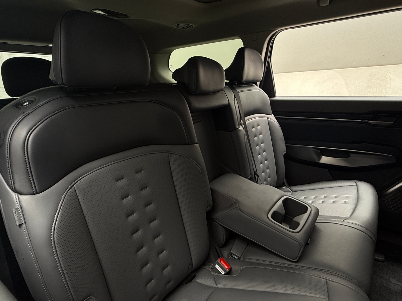 Thumbnail: 2025 Kia EV9 - 5