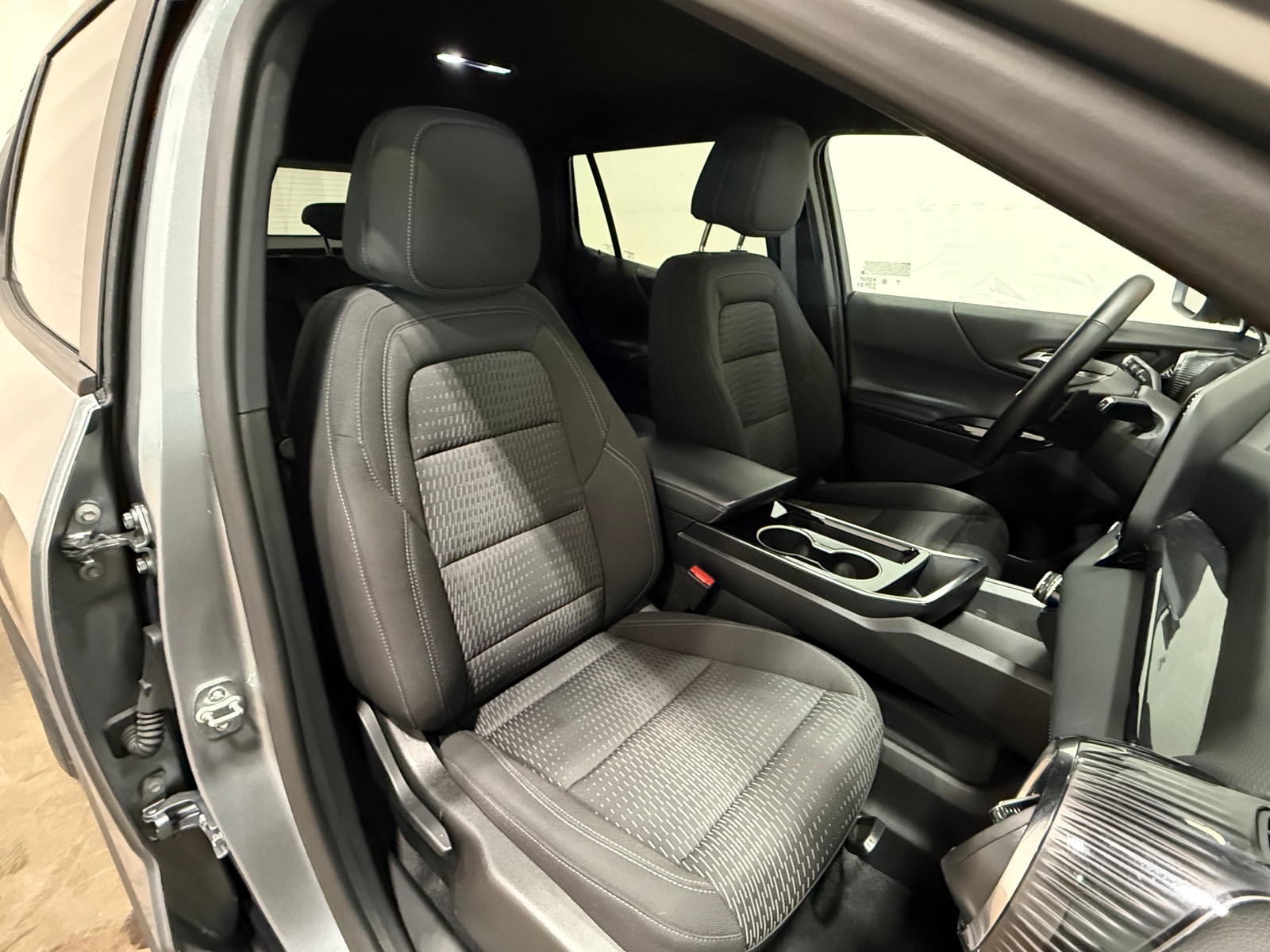 Thumbnail: 2025 Chevrolet Equinox - 2