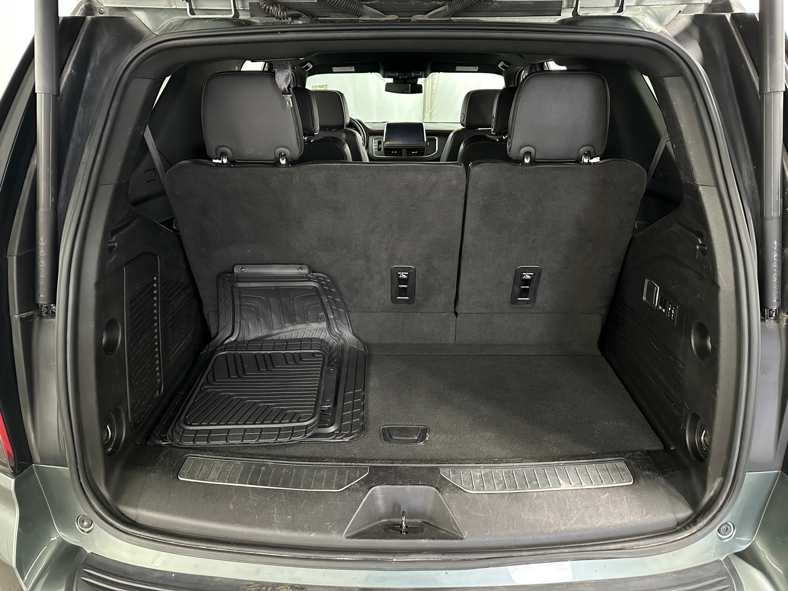 Thumbnail: 2024 Chevrolet Tahoe - 6