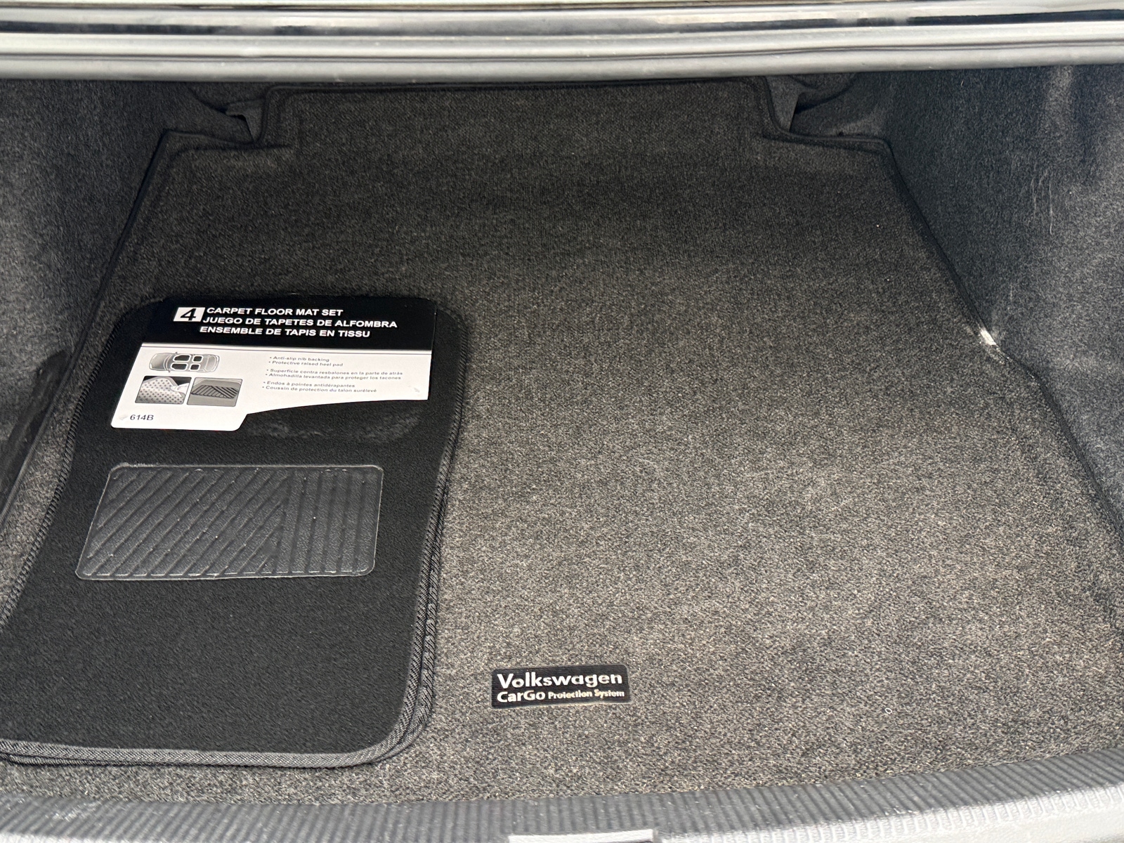 Thumbnail: 2015 Volkswagen Passat - 7