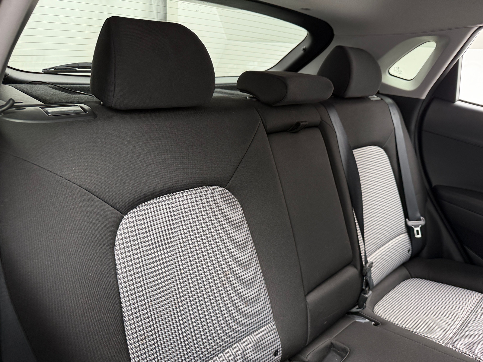 Thumbnail: 2021 Hyundai Kona - 6