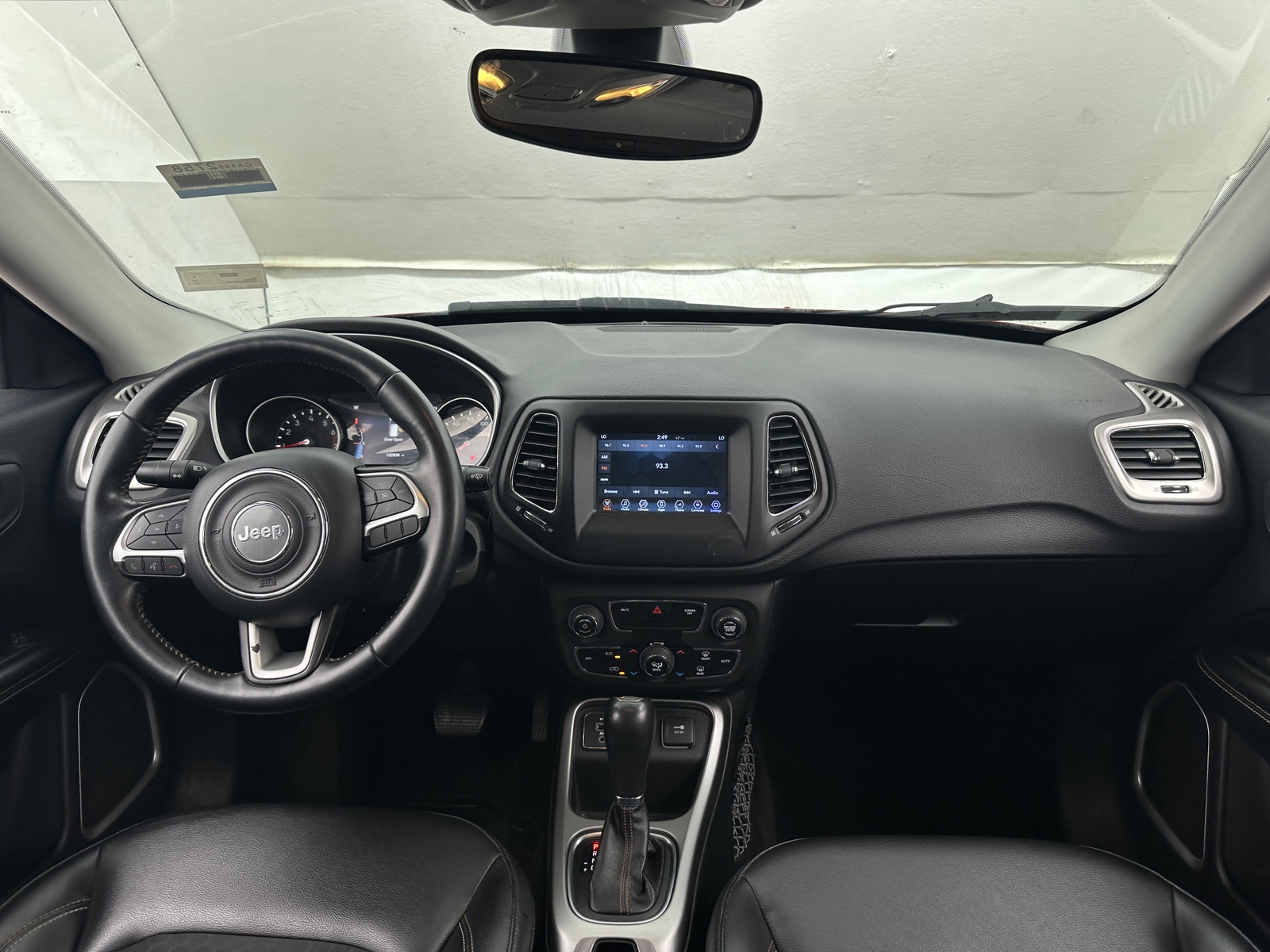 Thumbnail: 2018 Jeep Compass - 3