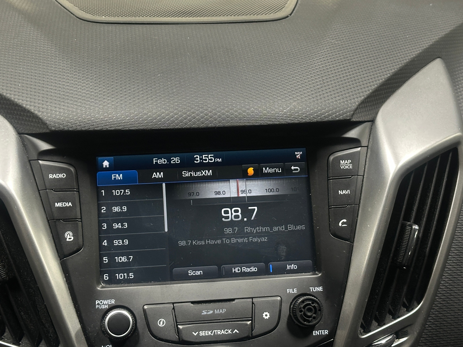 Thumbnail: 2016 Hyundai Veloster - 4