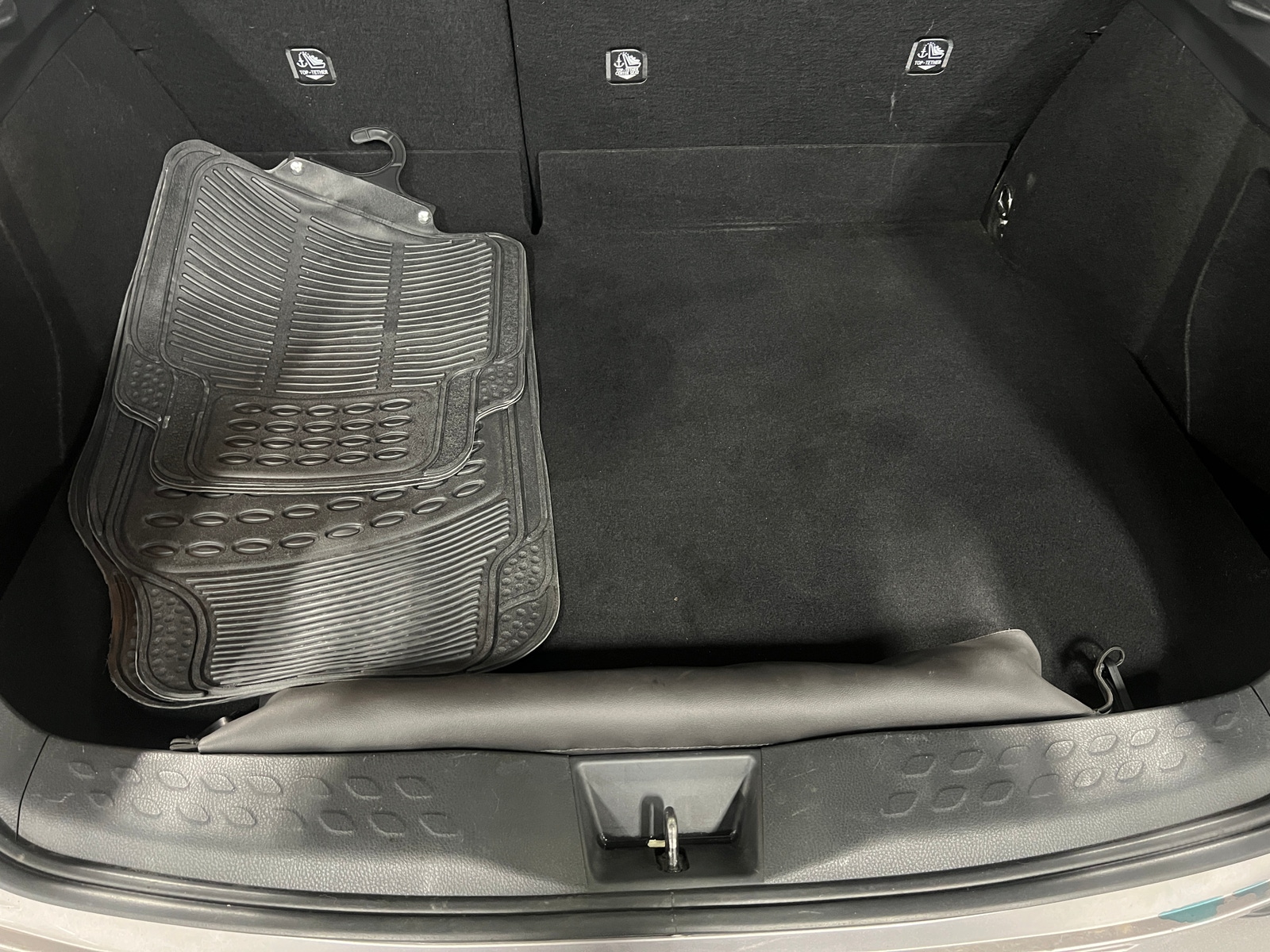 Thumbnail: 2019 Toyota C-HR - 6