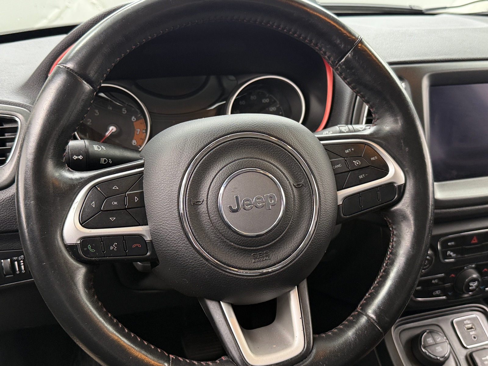 Thumbnail: 2017 Jeep Compass - 4