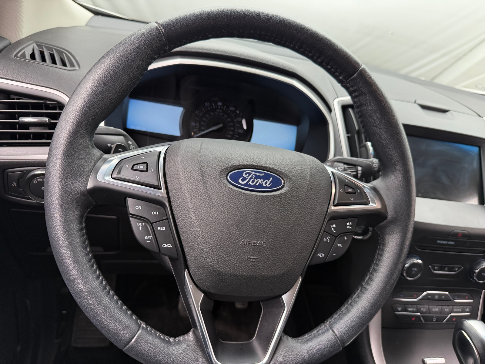 Thumbnail: 2018 Ford Edge - 5