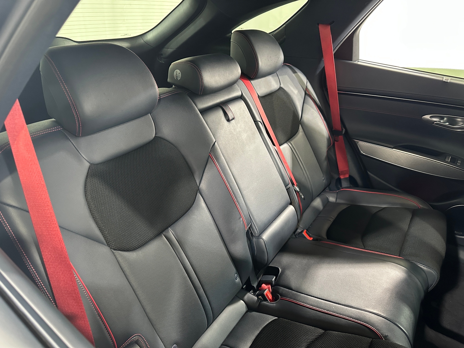 Thumbnail: 2022 Genesis GV70 - 5