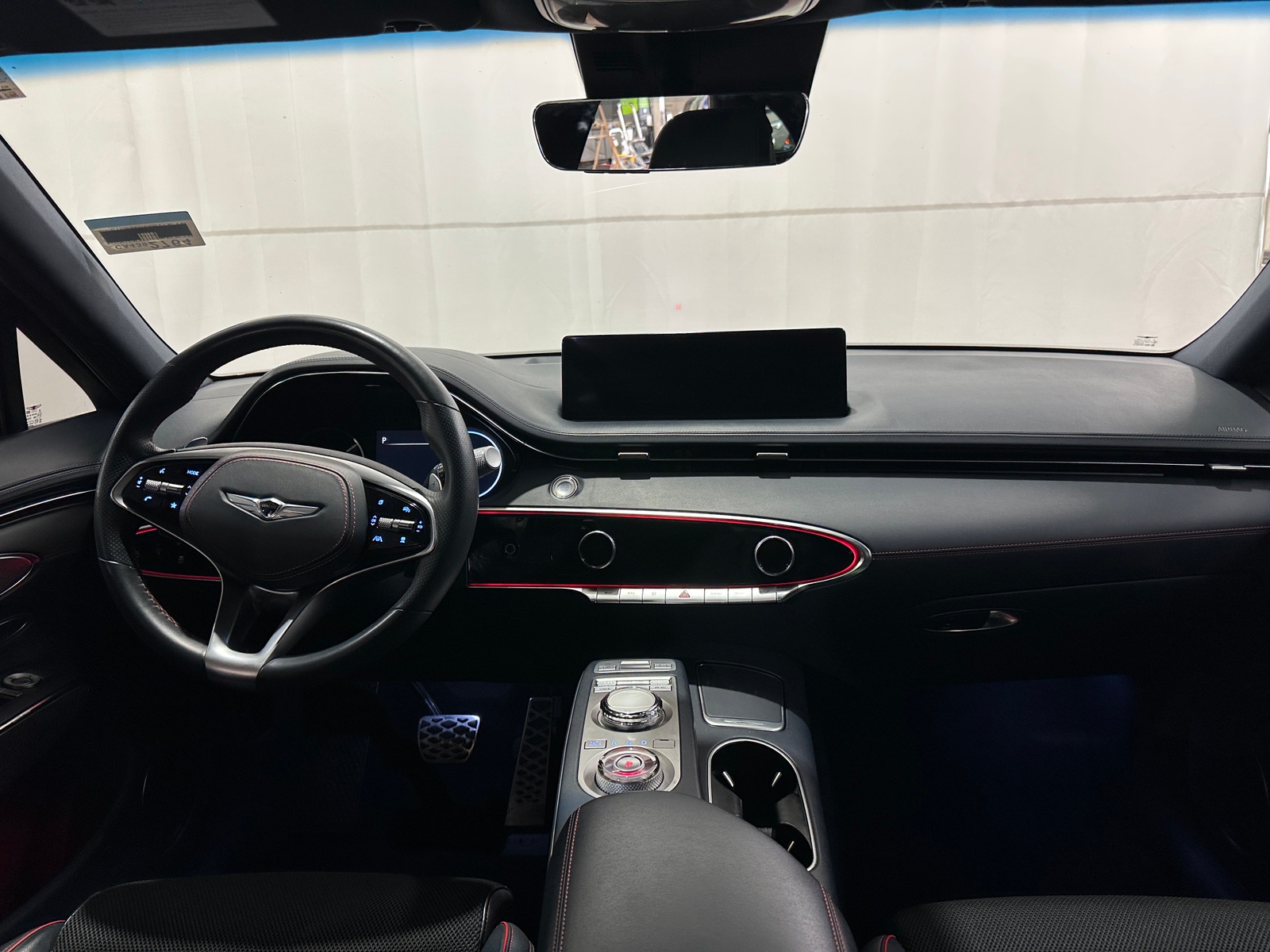 Thumbnail: 2022 Genesis GV70 - 2