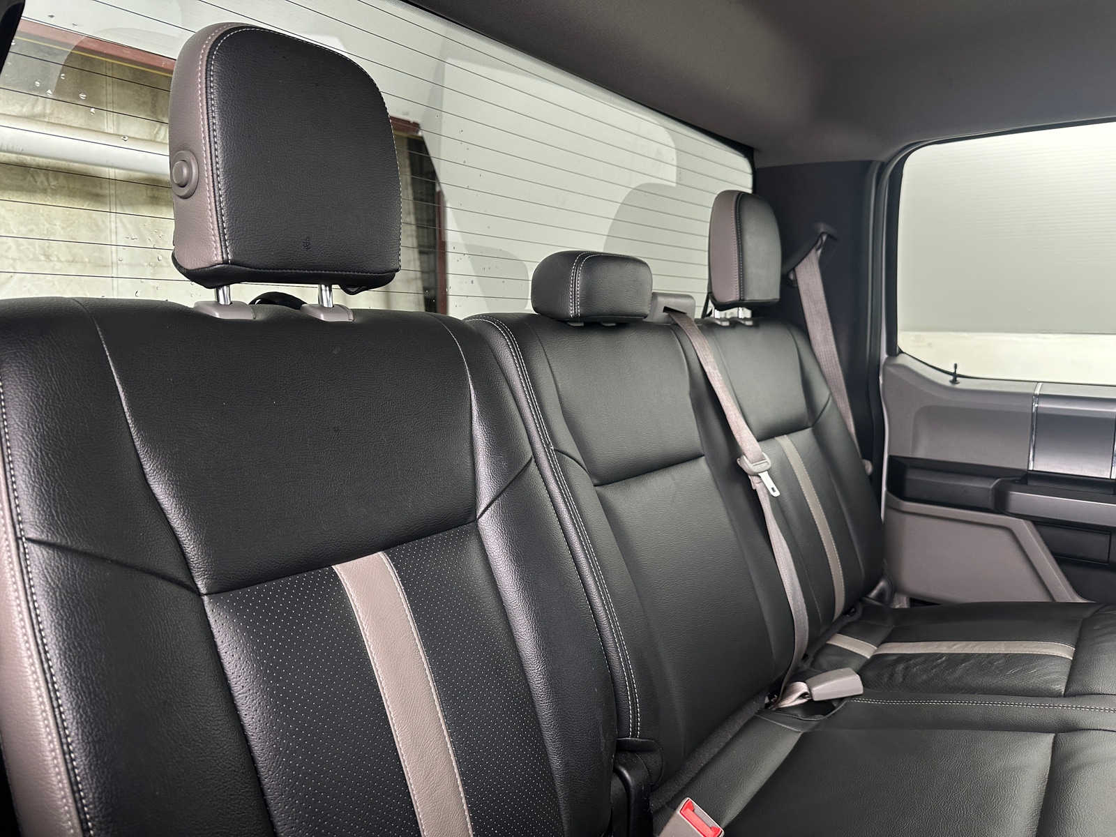 Thumbnail: 2018 Ford Econoline - 6