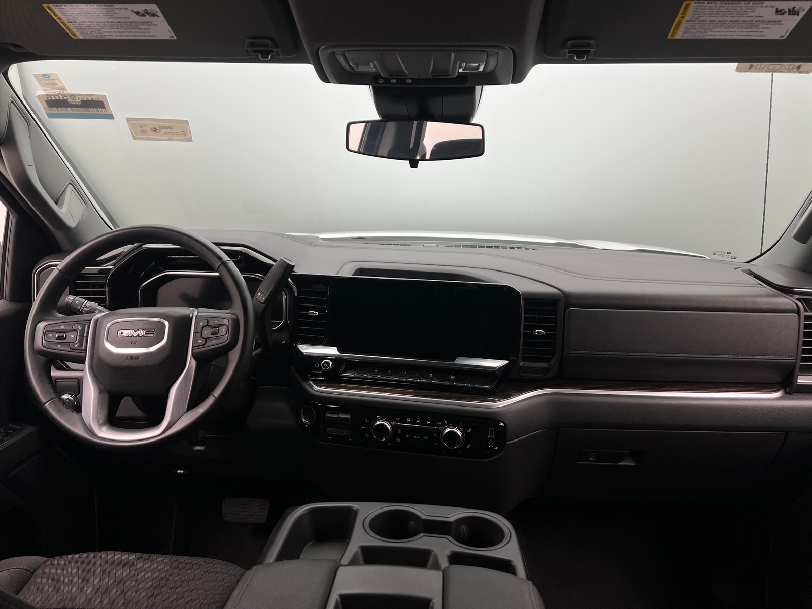 Thumbnail: 2025 GMC Sierra 1500 - 3