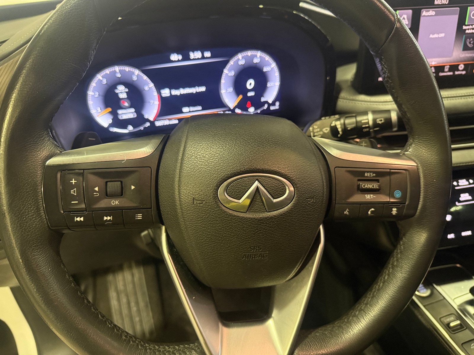 Thumbnail: 2023 INFINITI QX60 - 4