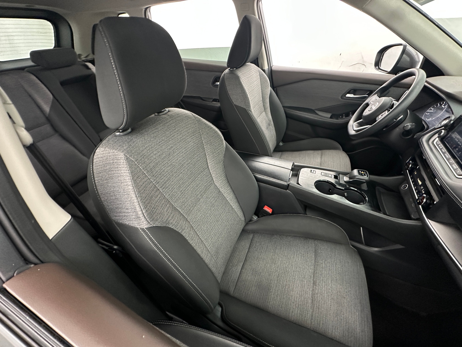 Thumbnail: 2023 Nissan Rogue - 2