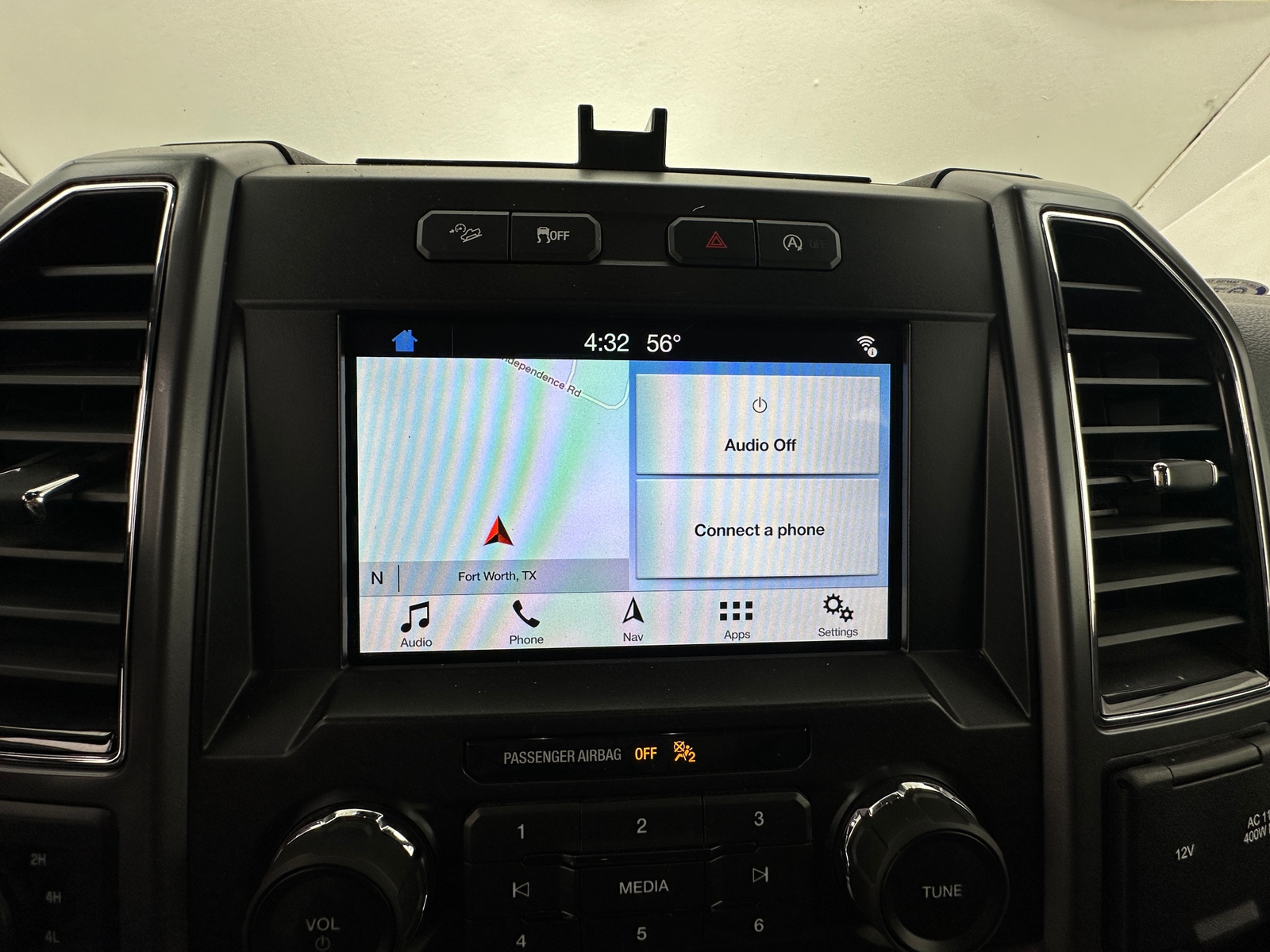 Thumbnail: 2018 Ford Econoline - 4