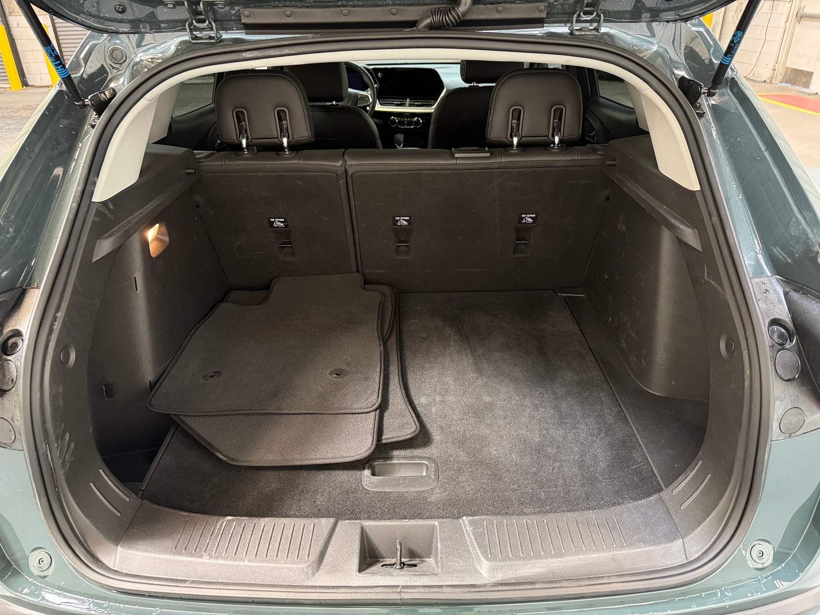 Thumbnail: 2025 Chevrolet Trax - 7