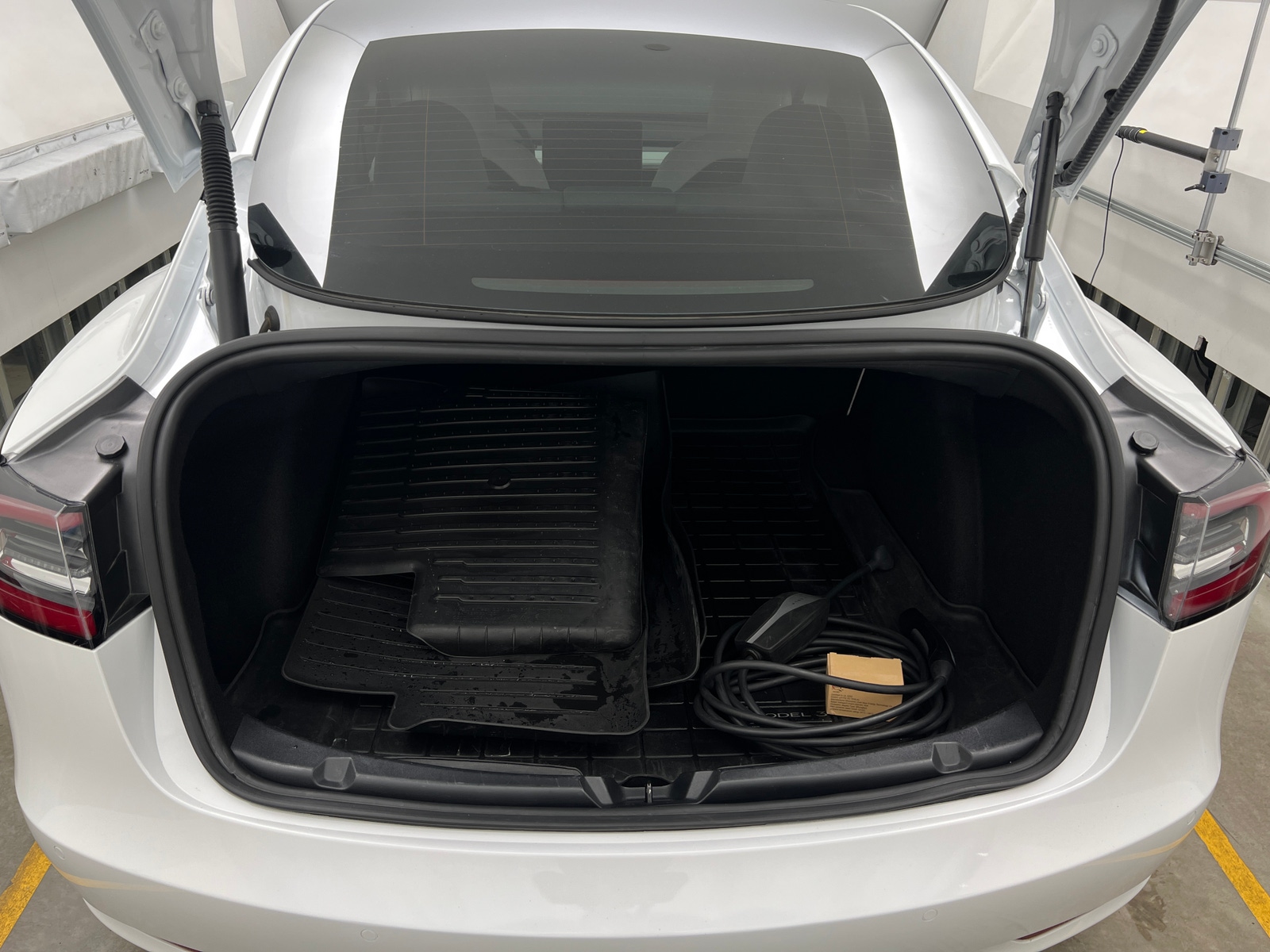 Thumbnail: 2021 Tesla Model 3 - 6