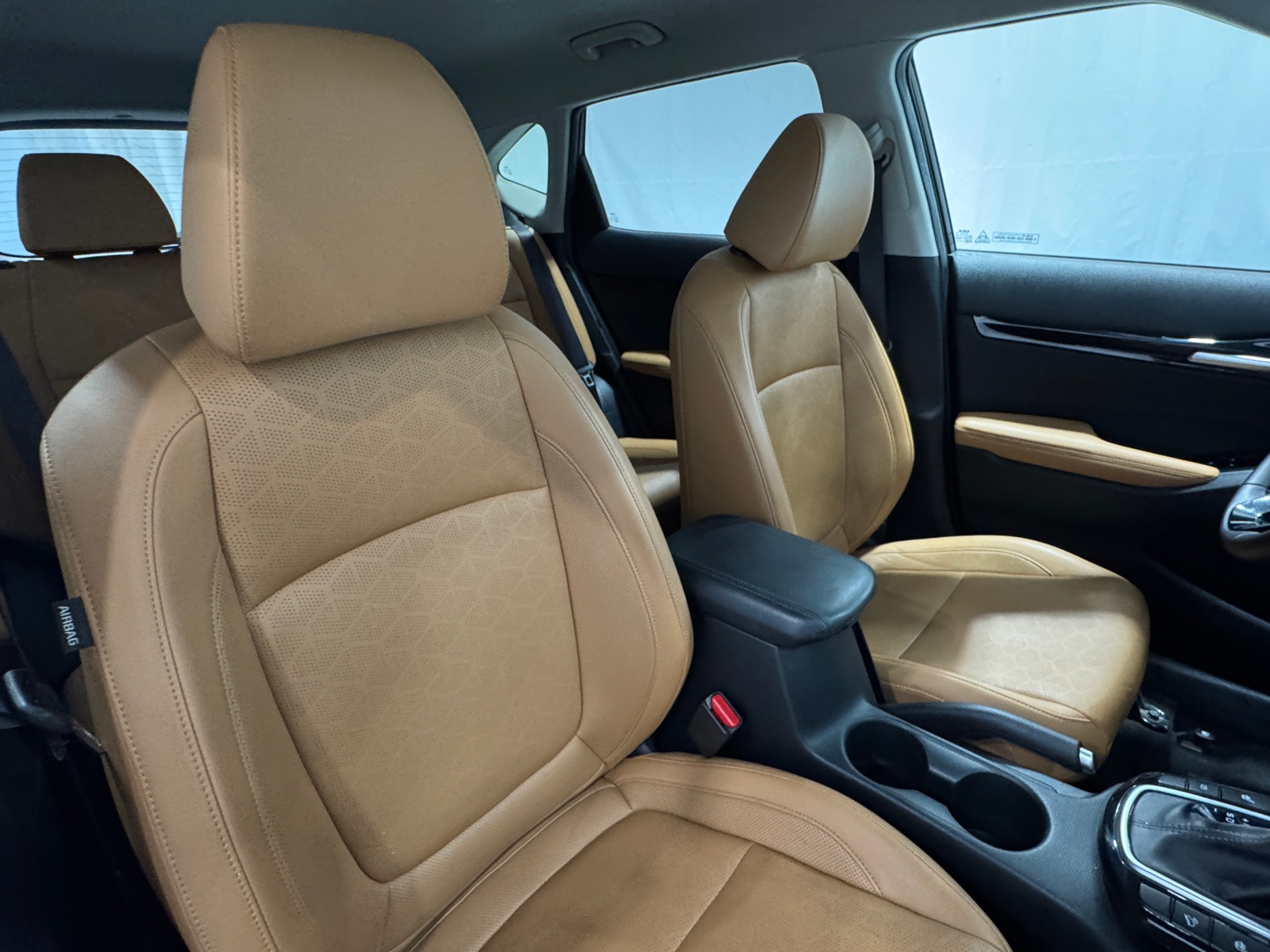 Thumbnail: 2024 Kia Seltos - 2