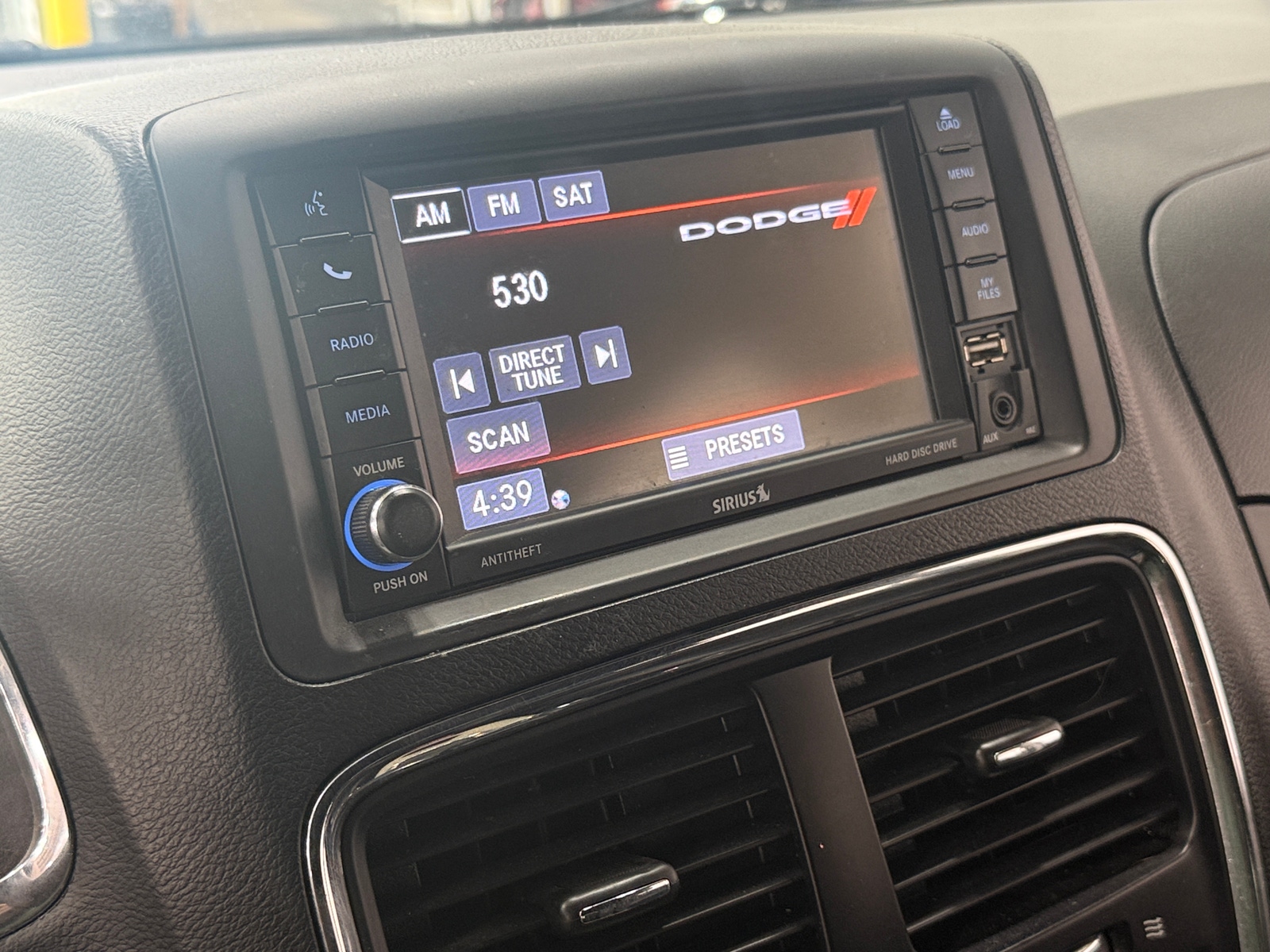Thumbnail: 2020 Dodge Grand Caravan - 3
