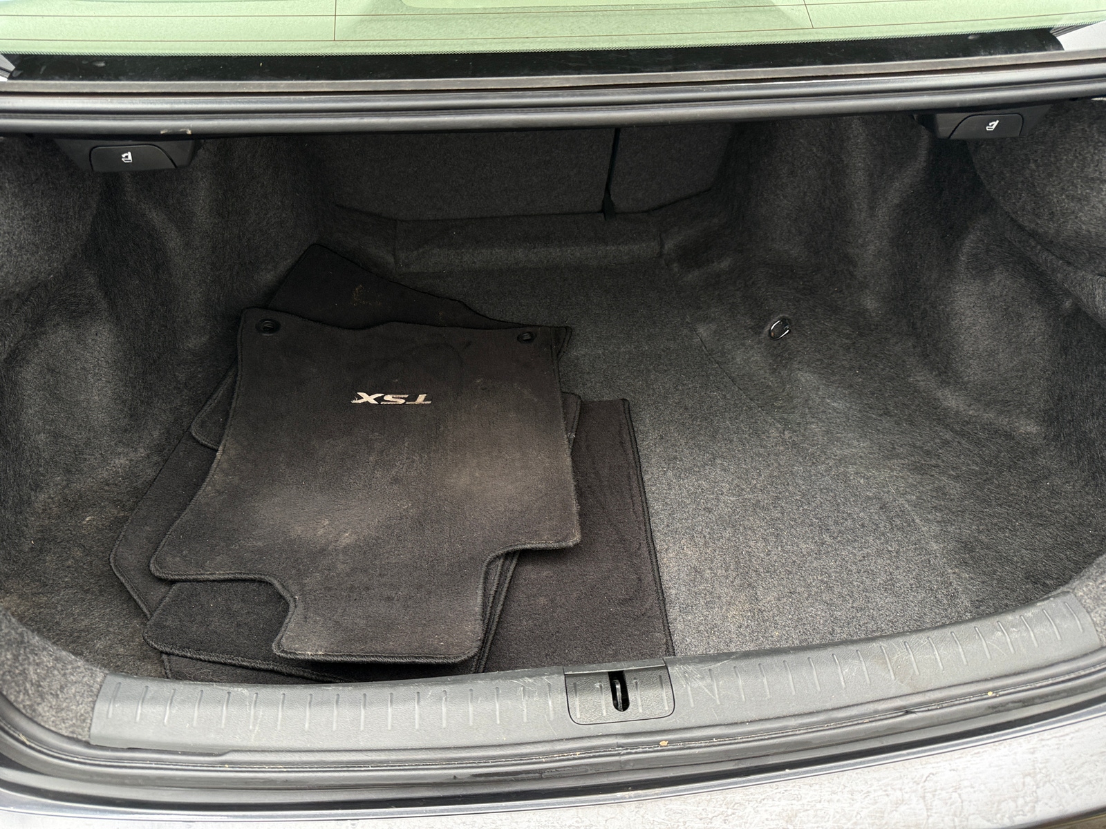 Thumbnail: 2011 Acura TSX - 6