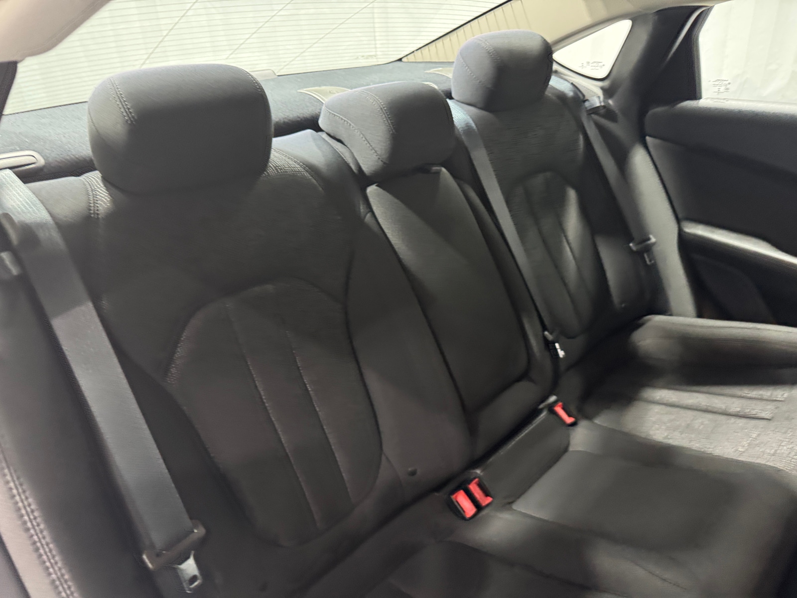 Thumbnail: 2016 Chrysler 200 - 6