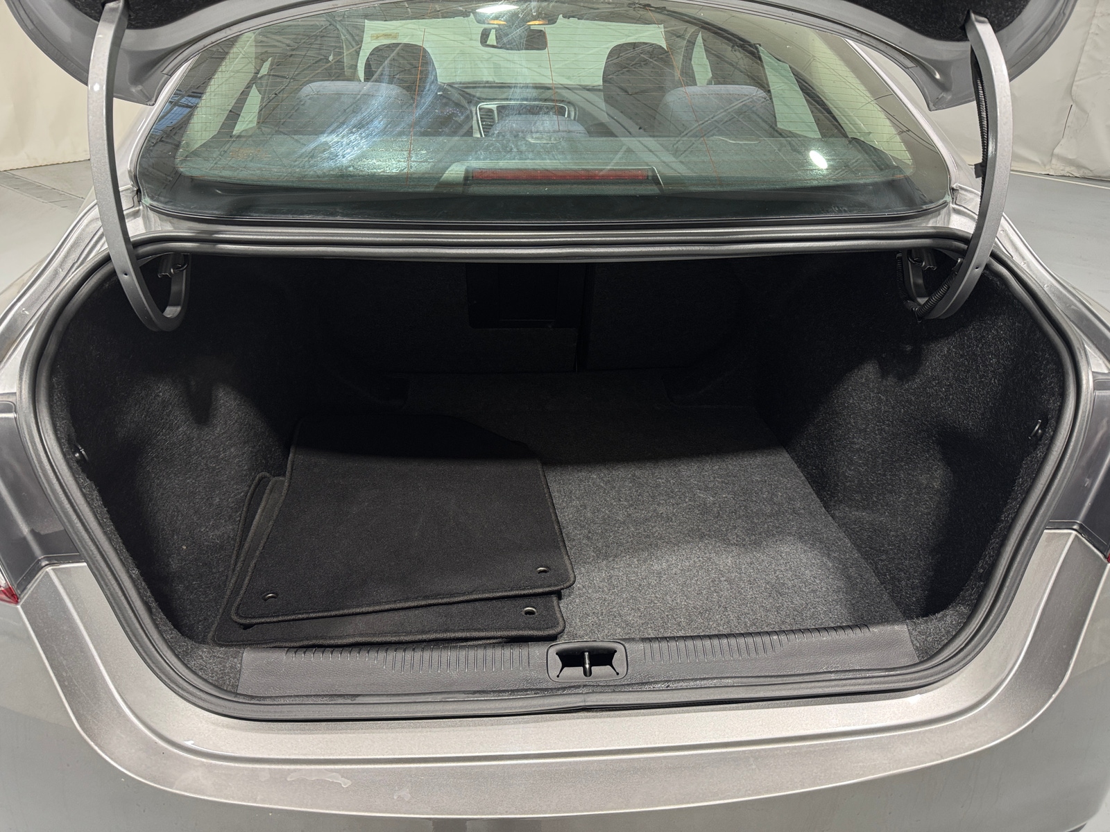 Thumbnail: 2016 Chrysler 200 - 7