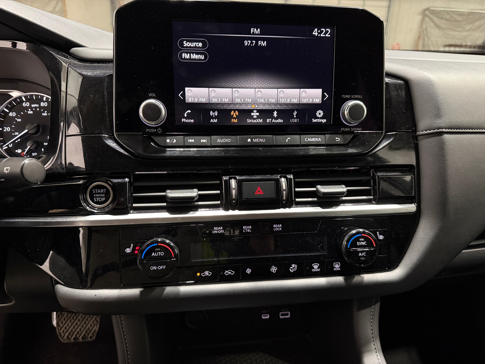 Thumbnail: 2024 Nissan Pathfinder - 4