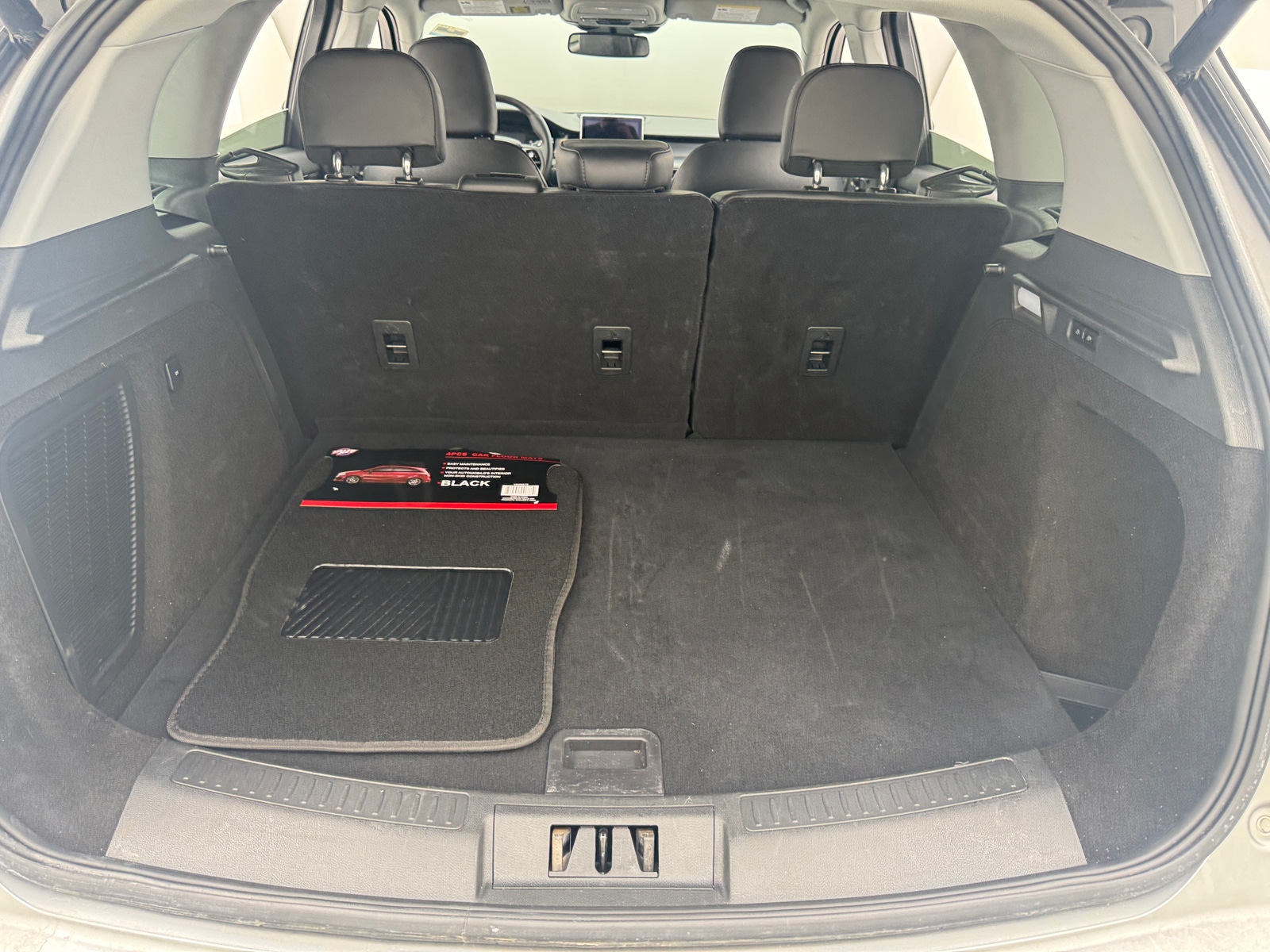 Thumbnail: 2022 Lincoln Corsair - 6