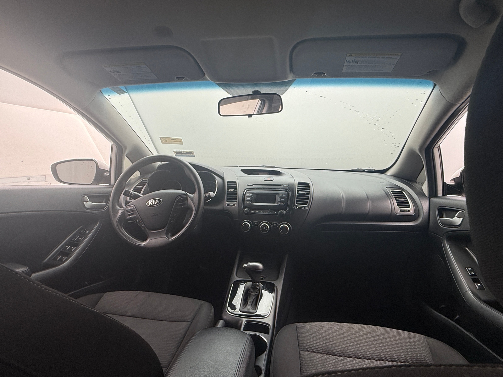 Thumbnail: 2017 Kia Forte - 3