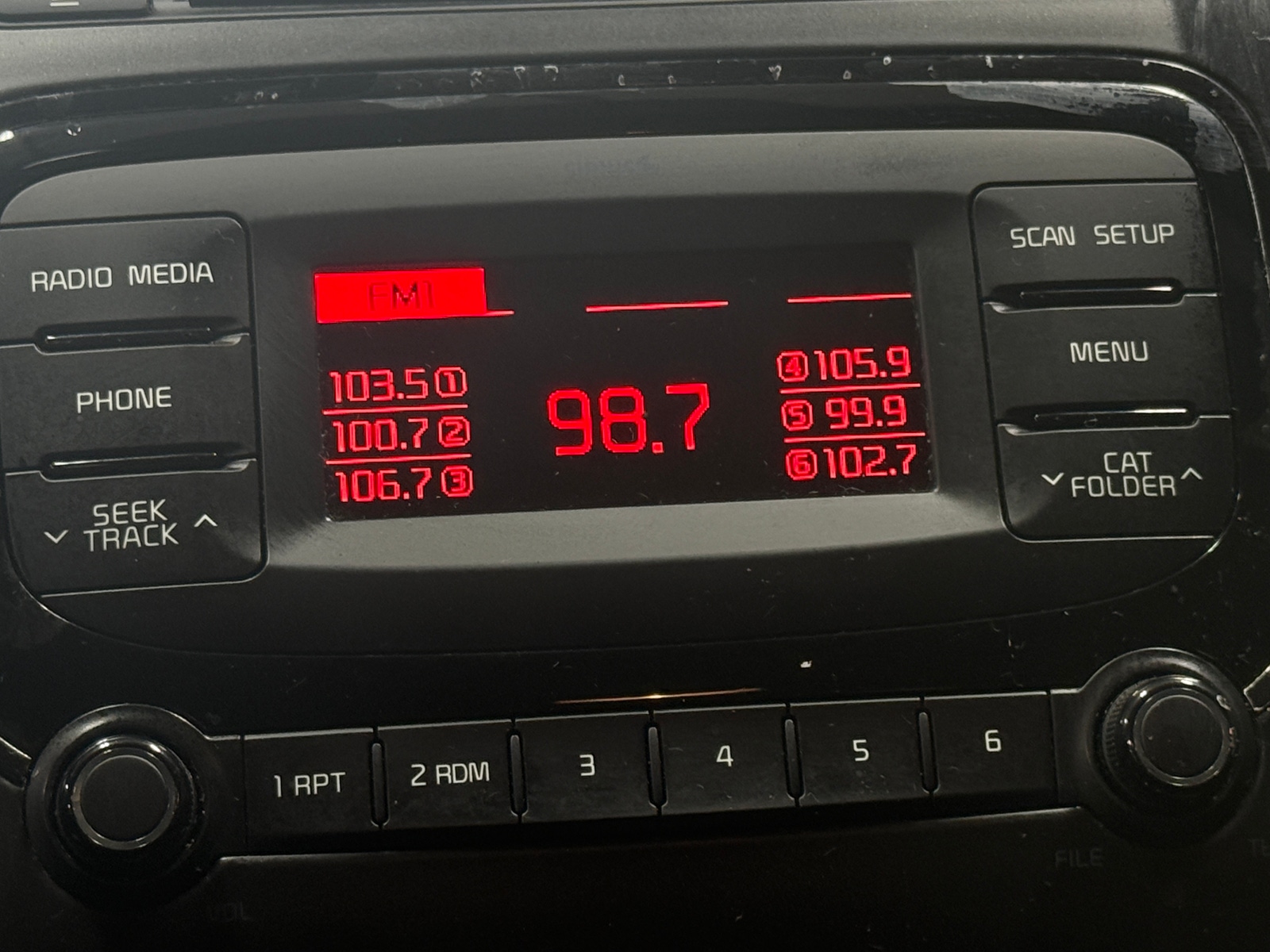 Thumbnail: 2017 Kia Forte - 4