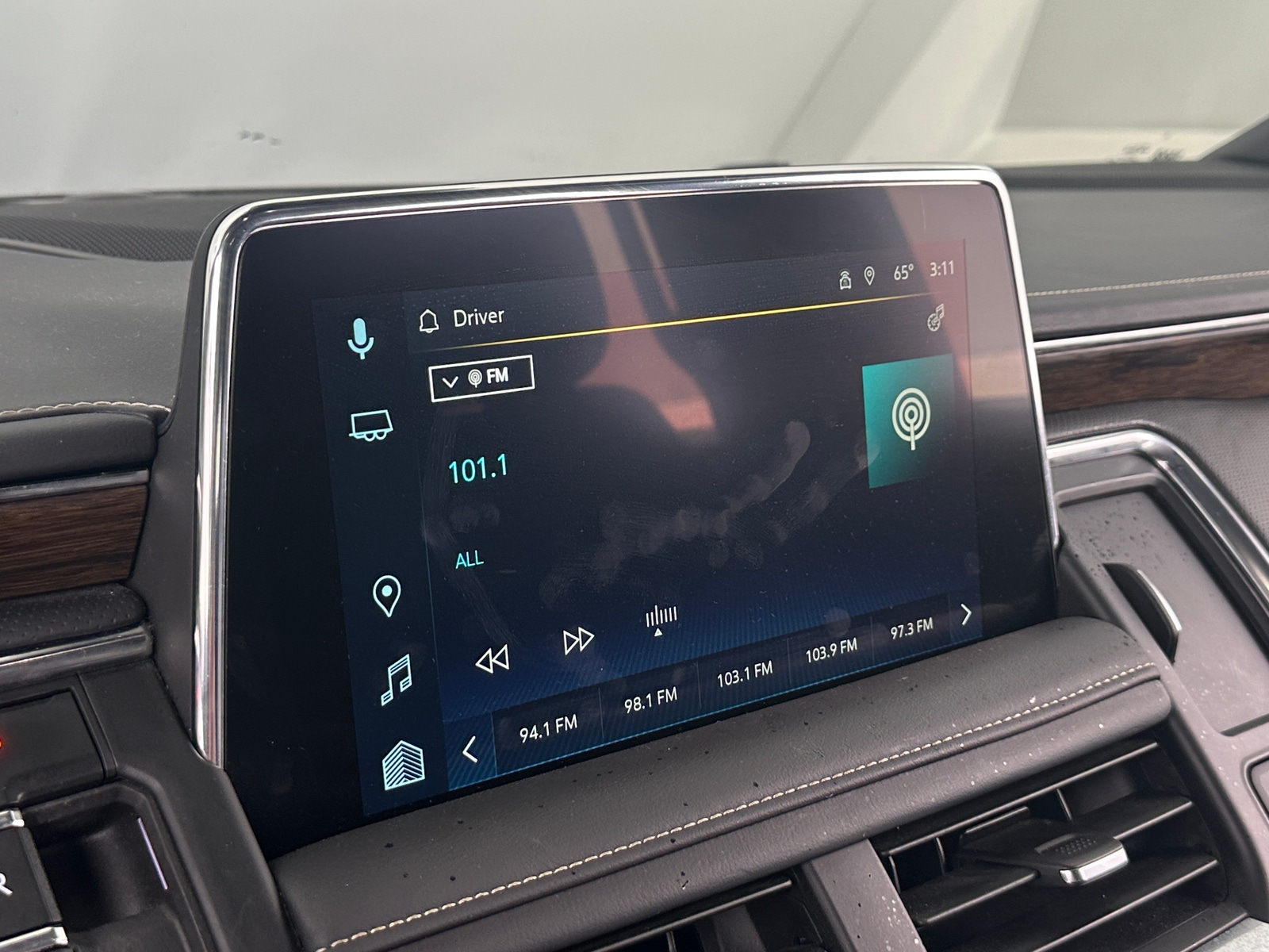 Thumbnail: 2023 Chevrolet Suburban - 3