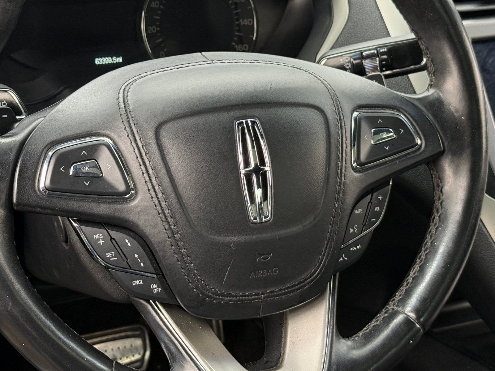 Thumbnail: 2019 Lincoln MKZ - 4
