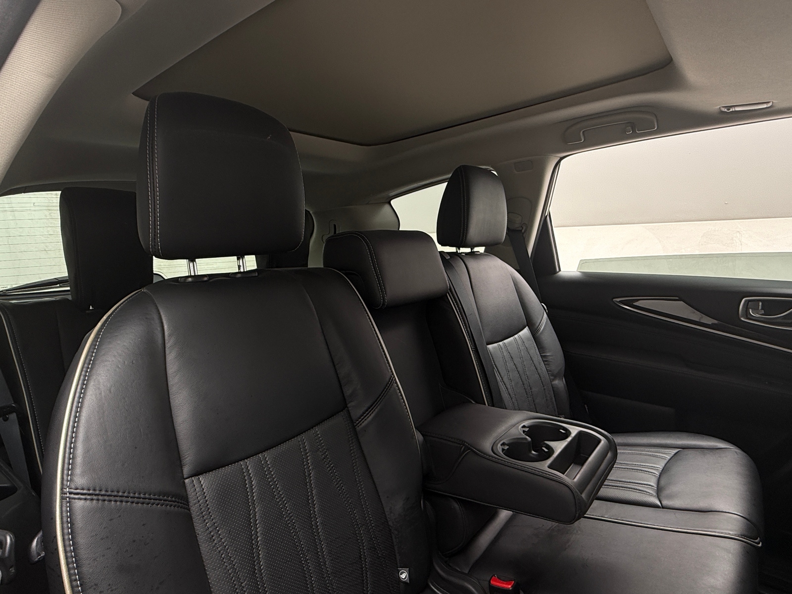 Thumbnail: 2017 INFINITI QX60 - 5