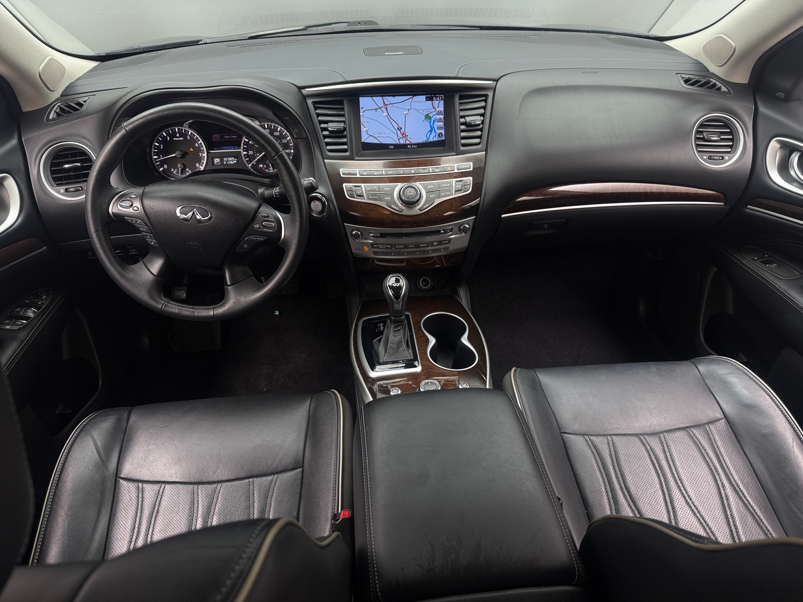 Thumbnail: 2017 INFINITI QX60 - 2