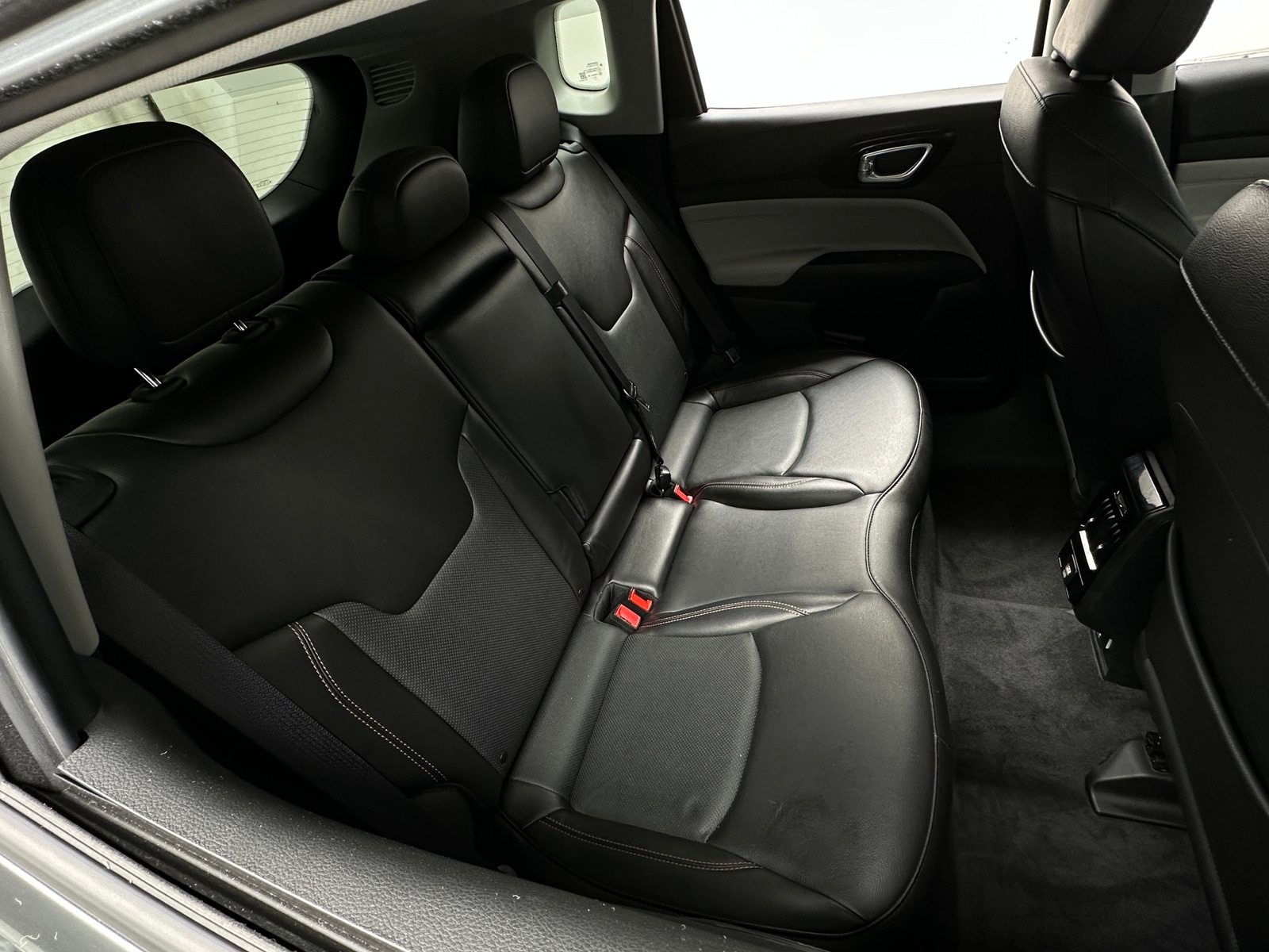 Thumbnail: 2022 Jeep Compass - 5