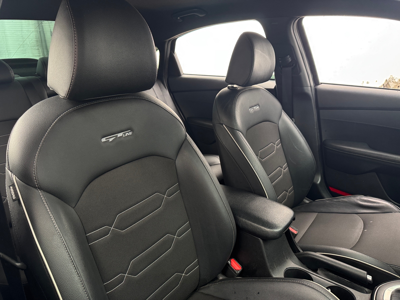 Thumbnail: 2021 Kia Forte - 2