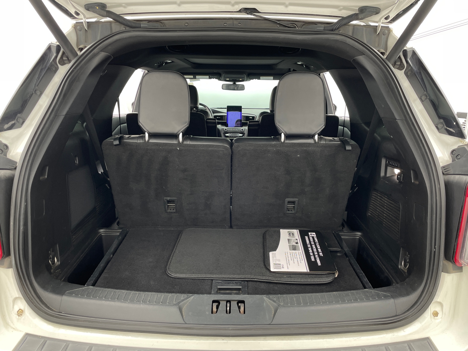 Thumbnail: 2020 Ford Explorer - 6