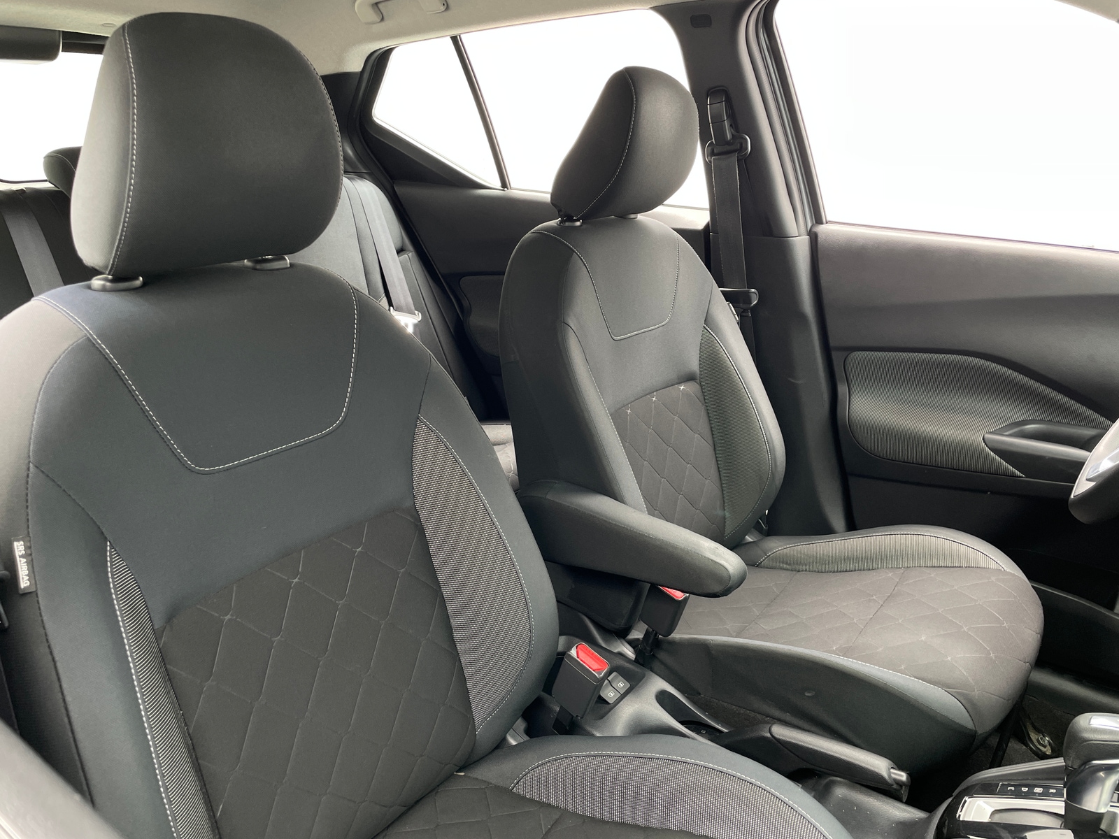 Thumbnail: 2020 Nissan Kicks - 2