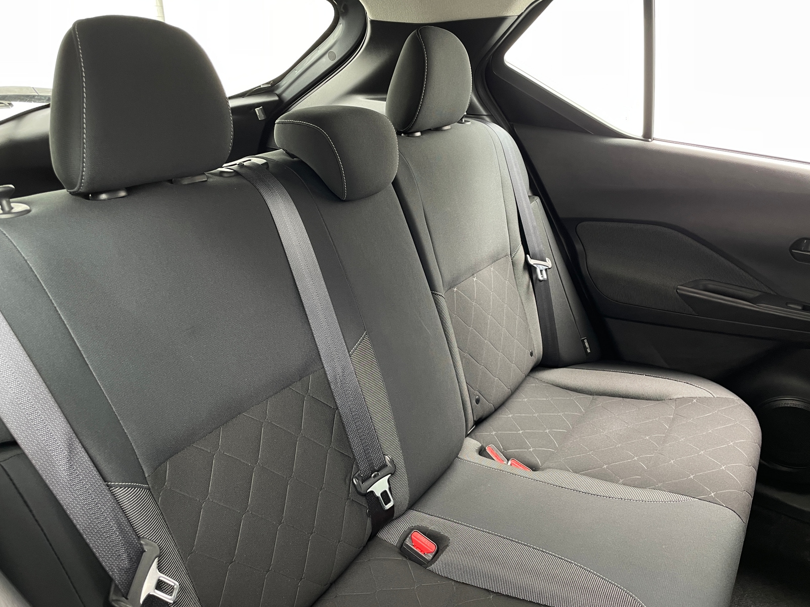 Thumbnail: 2020 Nissan Kicks - 6