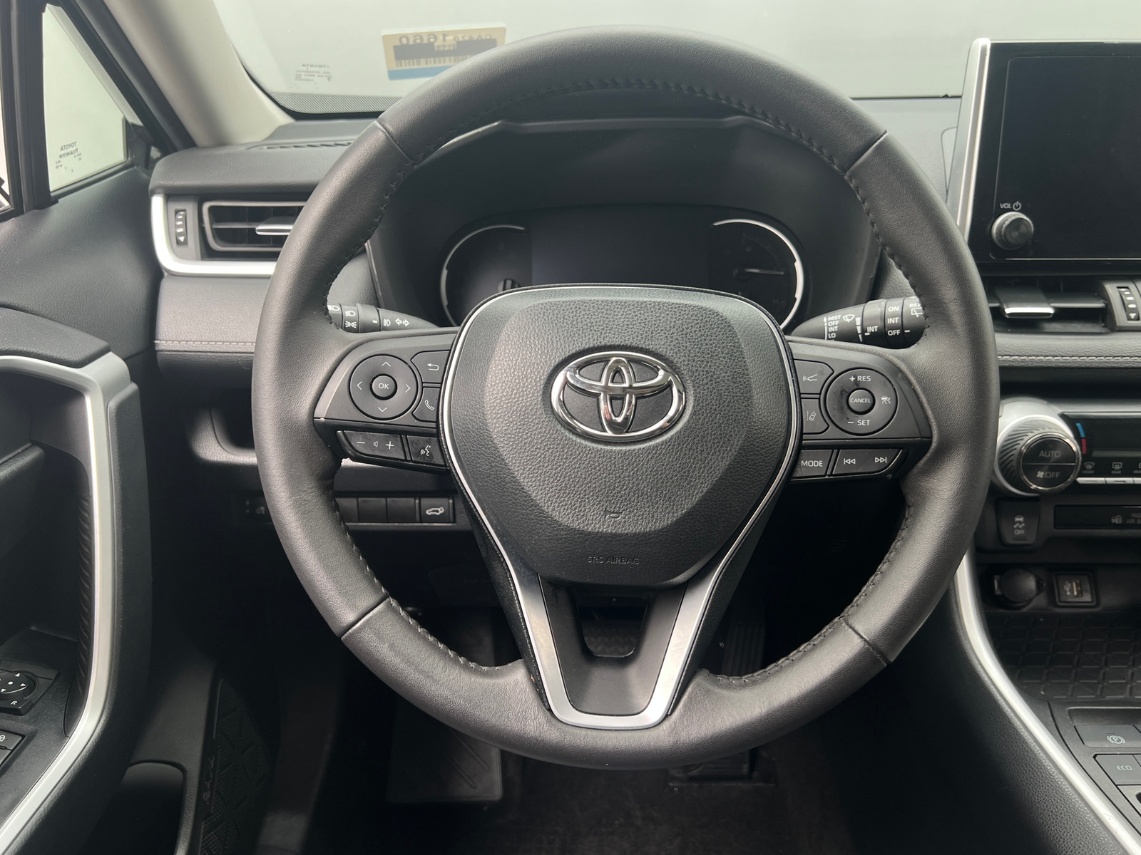 Thumbnail: 2023 Toyota RAV4 - 4