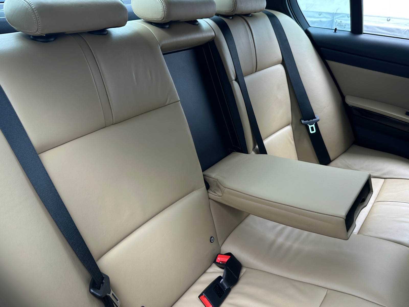 Thumbnail: 2011 BMW M3 - 5