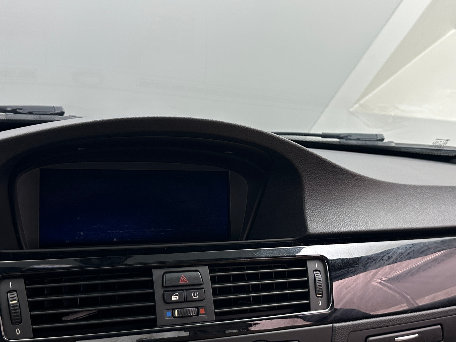 Thumbnail: 2011 BMW M3 - 2