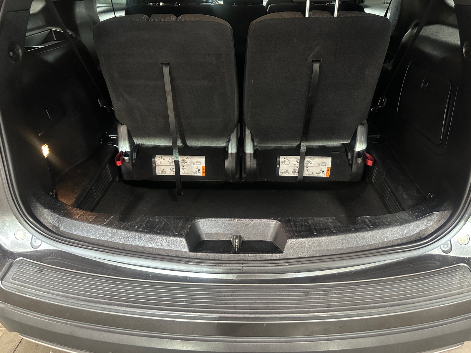 Thumbnail: 2019 Ford Explorer - 7