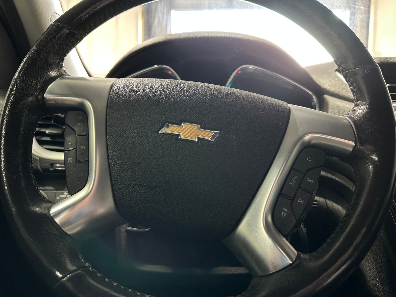 Thumbnail: 2016 Chevrolet Traverse - 4