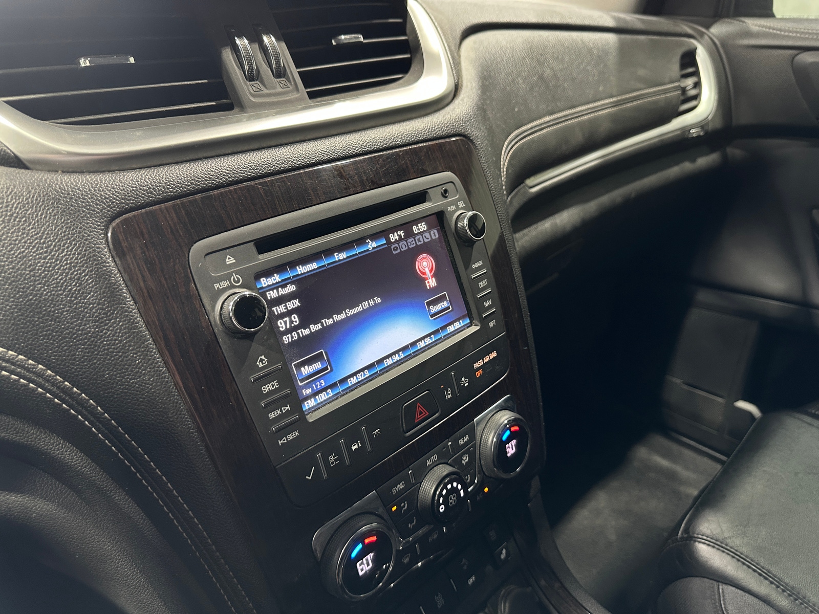 Thumbnail: 2016 Chevrolet Traverse - 3